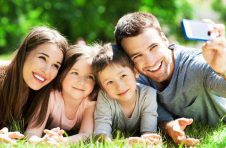 江西实施家庭健康促进行动 促进人口长期均衡发展与家庭和谐幸福