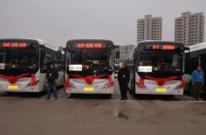 江西高安：公交村村通 上学不再难