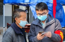 江西上饶广信区：25岁选调生到村报到10天 冲锋在“疫”线