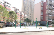 南昌新建区：“老破差”变“新绿美” 居民住得更舒心