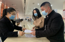 江西赣州经开区：两小时领证 “帮你办”刷新办证速度