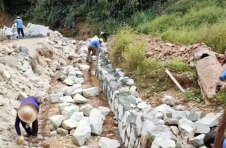 江西浮梁：把水渠修进老百姓的心坎里