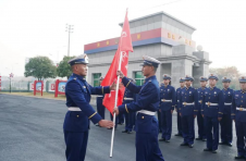 消防标兵巴叁定主：从此江南是故乡