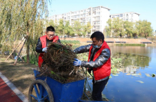 江西九江浔阳区：“河小青”巡河护河忙不停