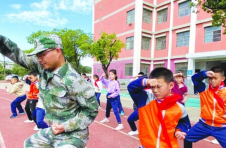 江西南昌青山湖区：打好“双减”组合拳 为孩子成长“添彩”