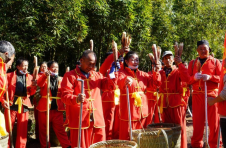 江西弋阳：首届雷竹笋丰收采摘节活动举行