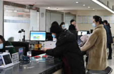 江西贵溪：近600户业主办理了不动产权证书