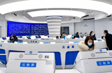 江西赣州：一枚印章管审批 办事效率大提升
