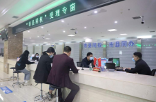 江西赣州赣县区：“市县同权”受理专窗为企业省心省力