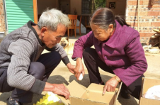 江西南康：无人机物流配送 农产品飞出乡村