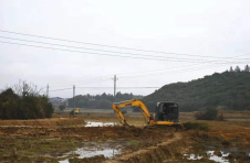 江西鄱阳：“粮田”变“良田” 粮仓气象新