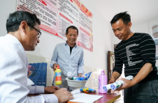 江西鹰潭余江区：“小积分”带动“大文明”