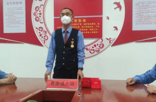 江西上饶车务段景德镇北站：劳模传帮带 青工成长快